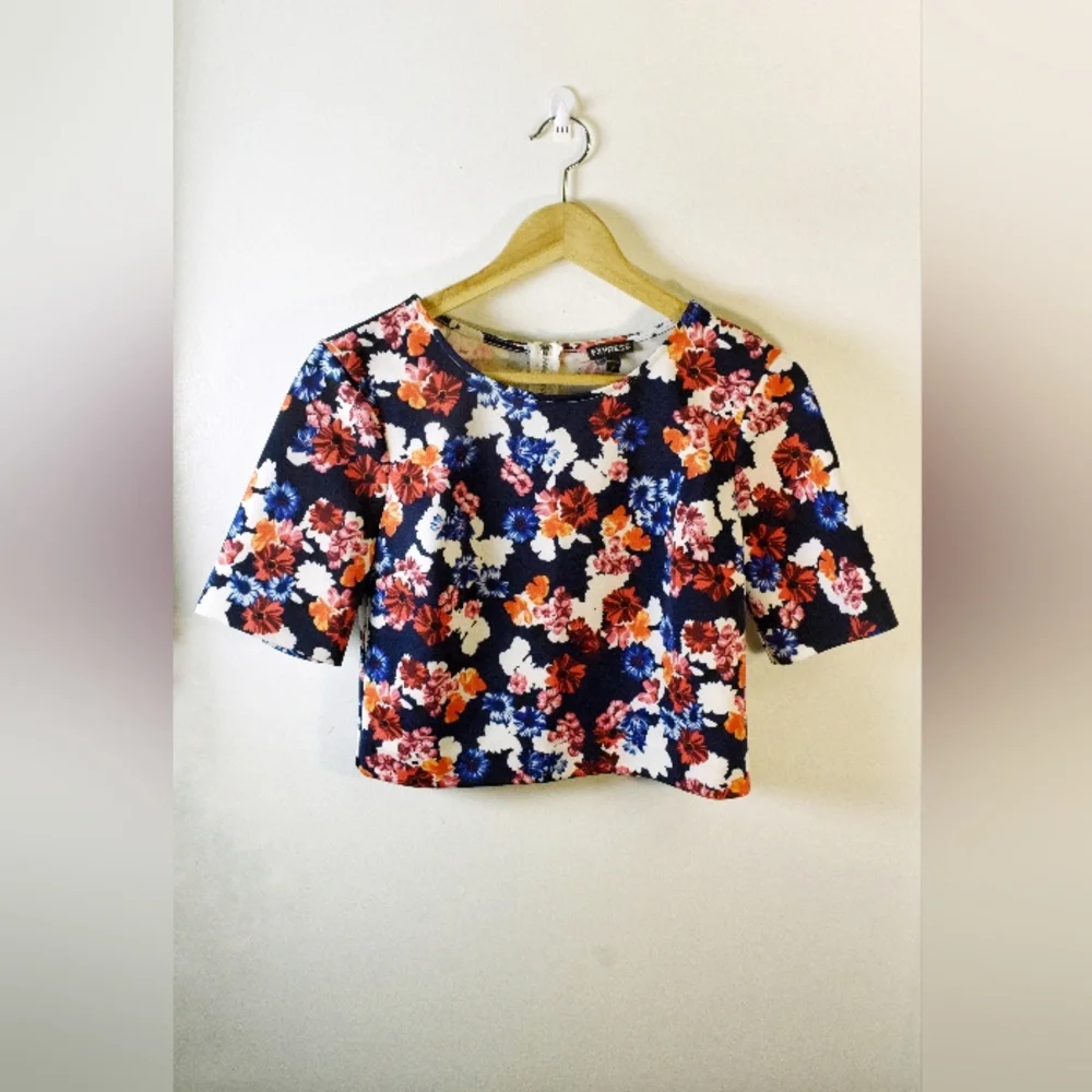 Express Multicolor Floral Crop Top, Sz Small - Picture 3 of 3